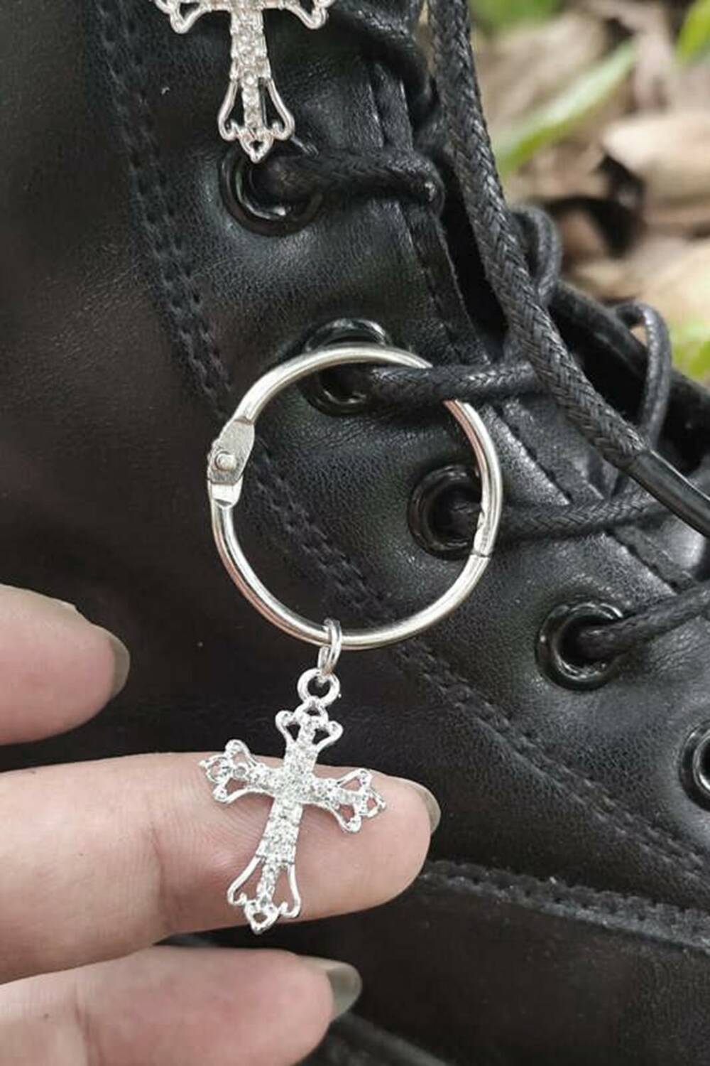 Mad Moonshine Schuhanhänger Gothic Cross III