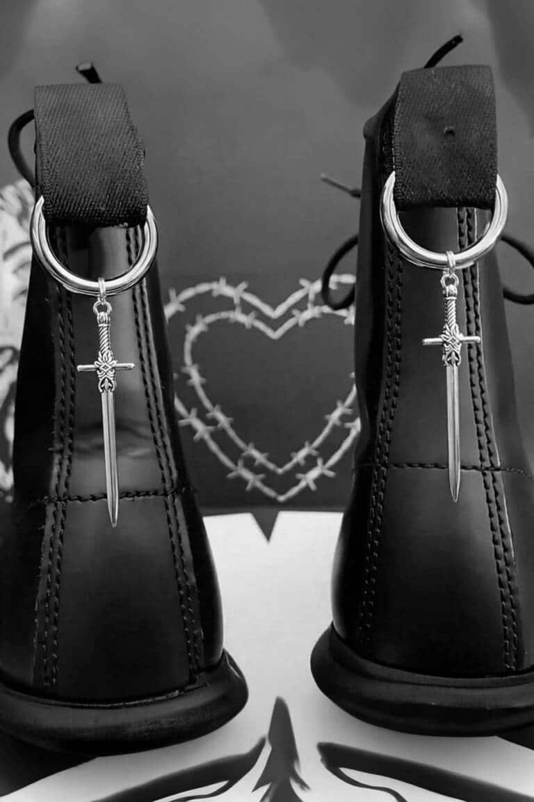 Mad Moonshine shoe tag Dagger – Bild 2