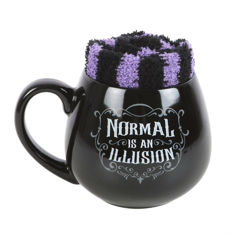 Spirit of Equinox Geschenkset Tasse und Socken Normal is an Illusion