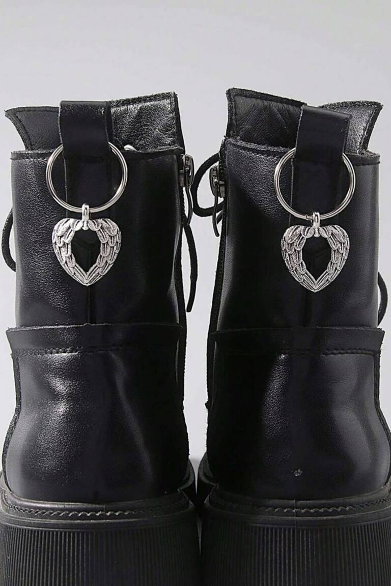 Romwe shoe tag Love Wings
