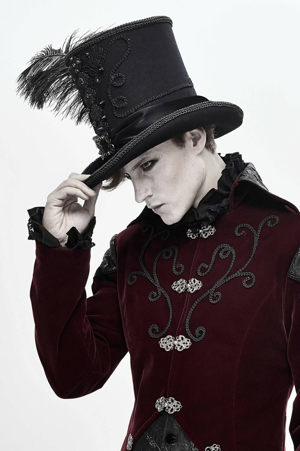 Devil Fashion Hut Versailles – Bild 3