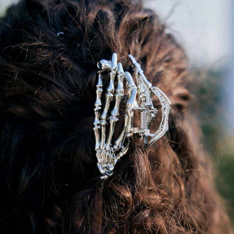 Romwe hair clip Death