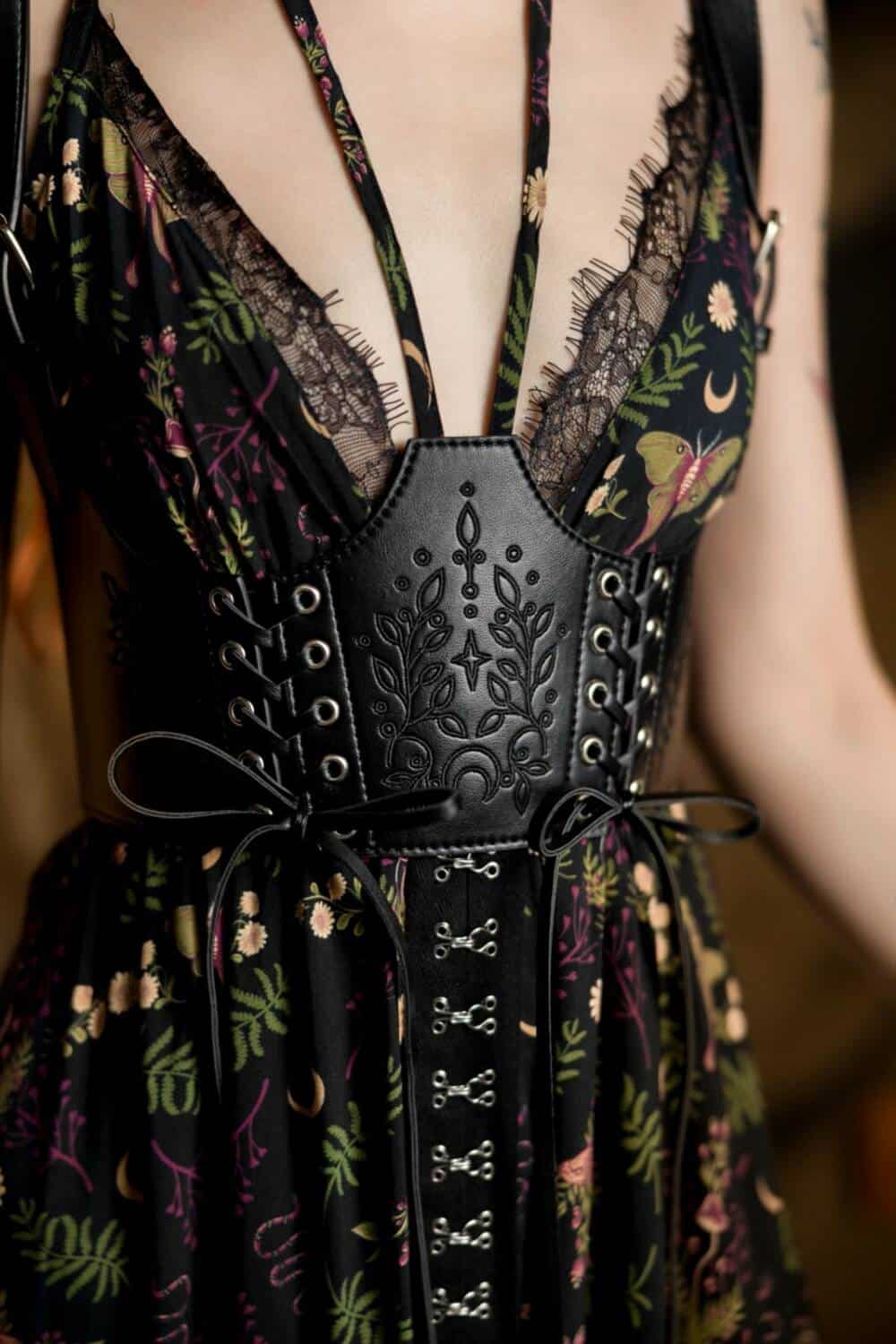 Restyle Harness Hemlock Lace Up – Bild 2