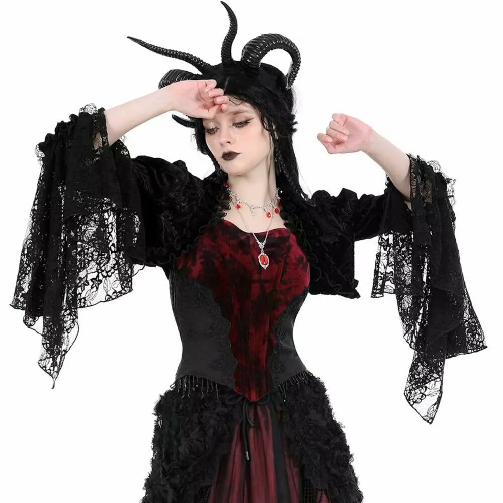 Dark in Love Bolero Laced Lyrics