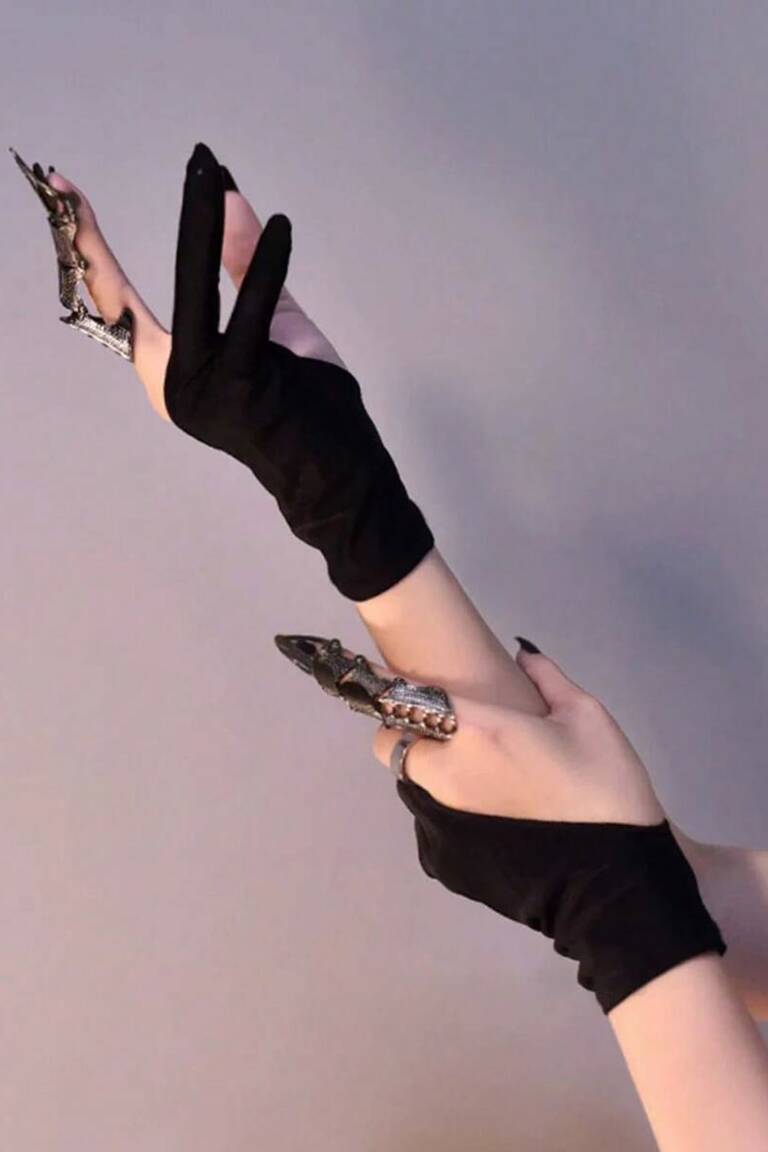 Mad Moonshine Handschuhe Velvet Whisper