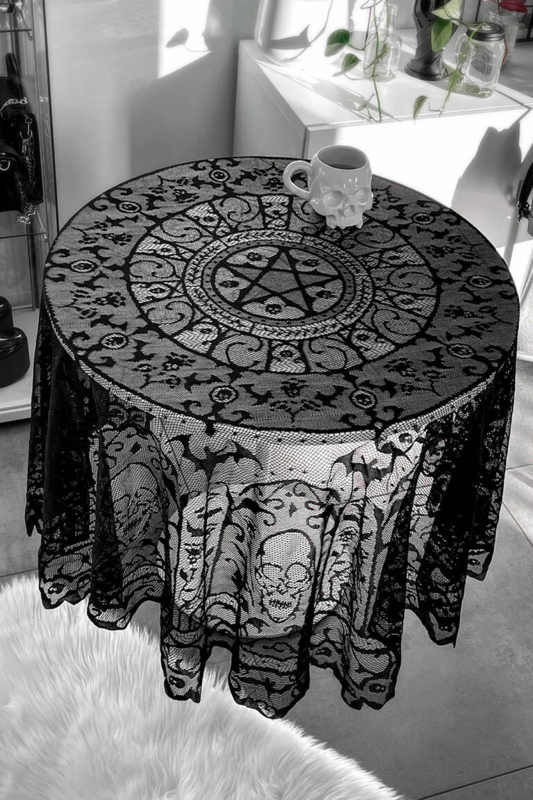 Killstar Tischdecke Asra – Bild 2