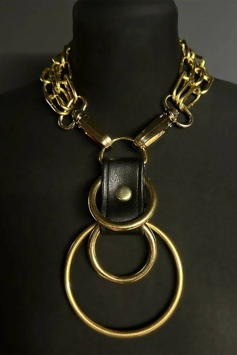 Tommy Vowles Choker Cathedral