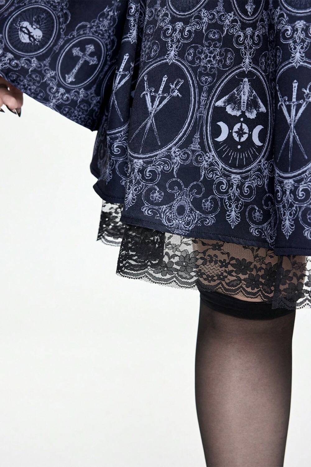 Romwe Kleid Sacred Eclipse – Bild 3
